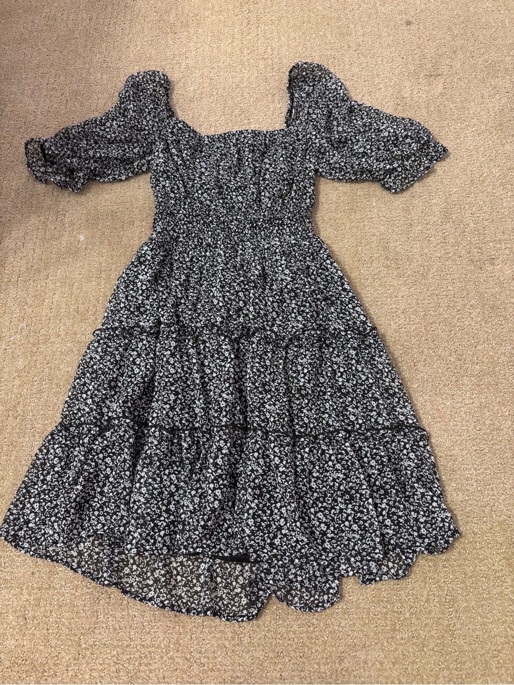 Trixxi Black and White Floral Smocked Midi Dress